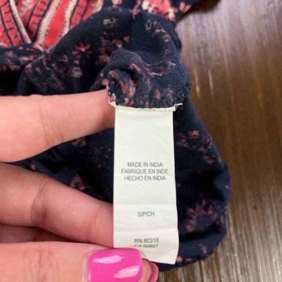 Lucky Brand Pull Over Top Size Small‎ - Picture 11 of 14